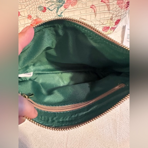 NEW Land Leather Tote & wristlet - Gavial Begonia Talco - Picture 8 of 9